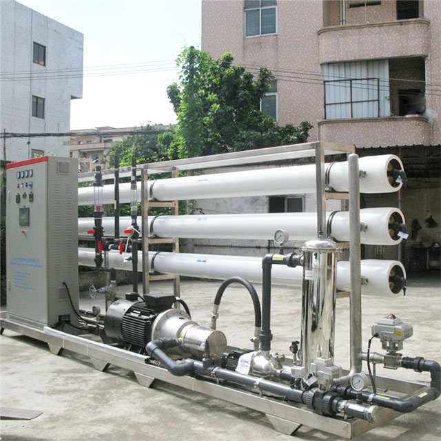 Salt water purification system to drinking water machine